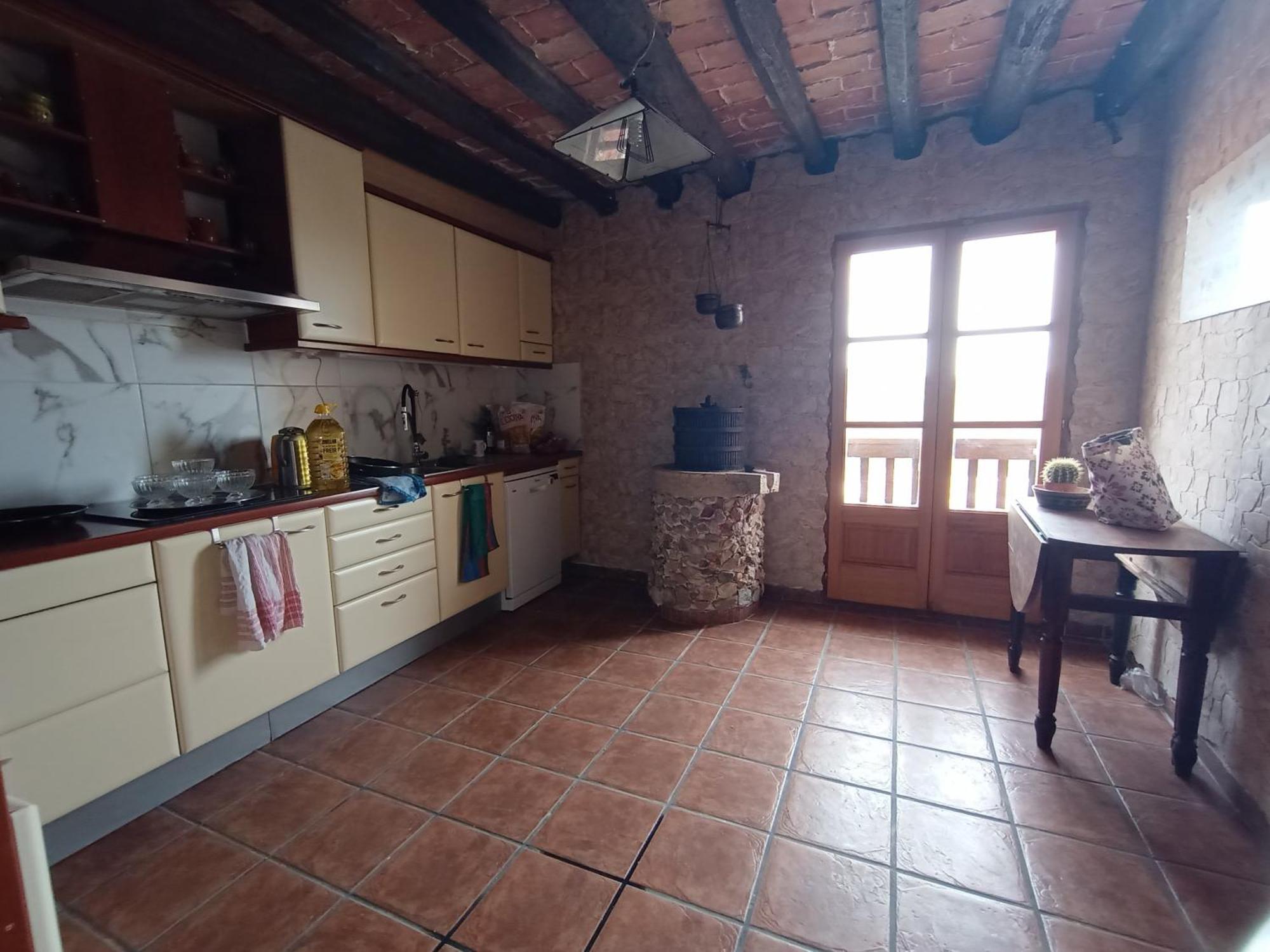 Tranquil And Spacious Townhouse In Historical And Picturesque Cervera Del Maestre Eksteriør billede