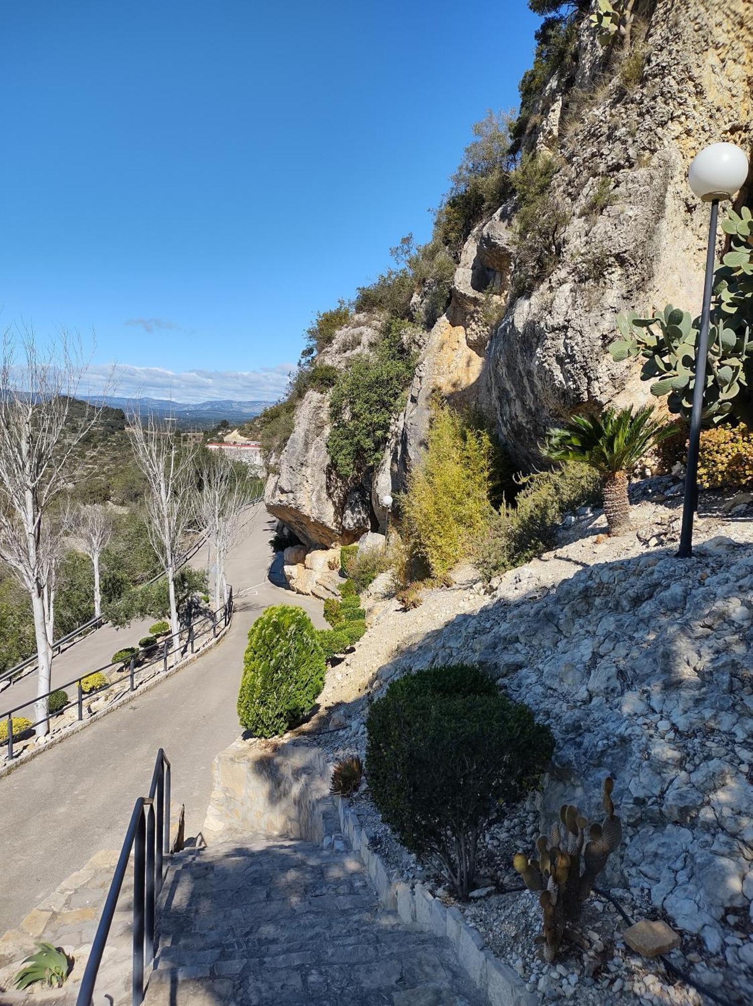 Tranquil And Spacious Townhouse In Historical And Picturesque Cervera Del Maestre Eksteriør billede