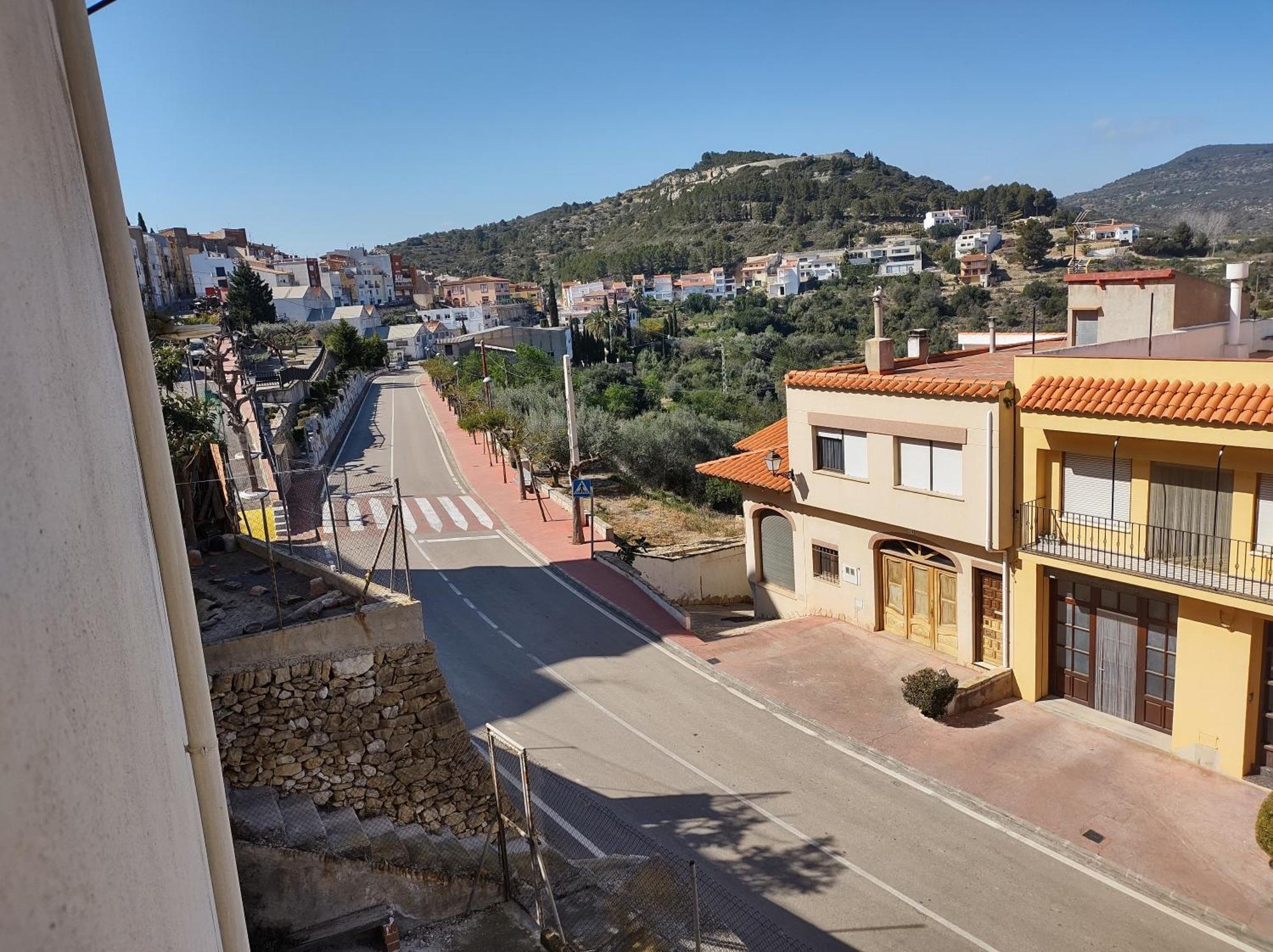 Tranquil And Spacious Townhouse In Historical And Picturesque Cervera Del Maestre Eksteriør billede